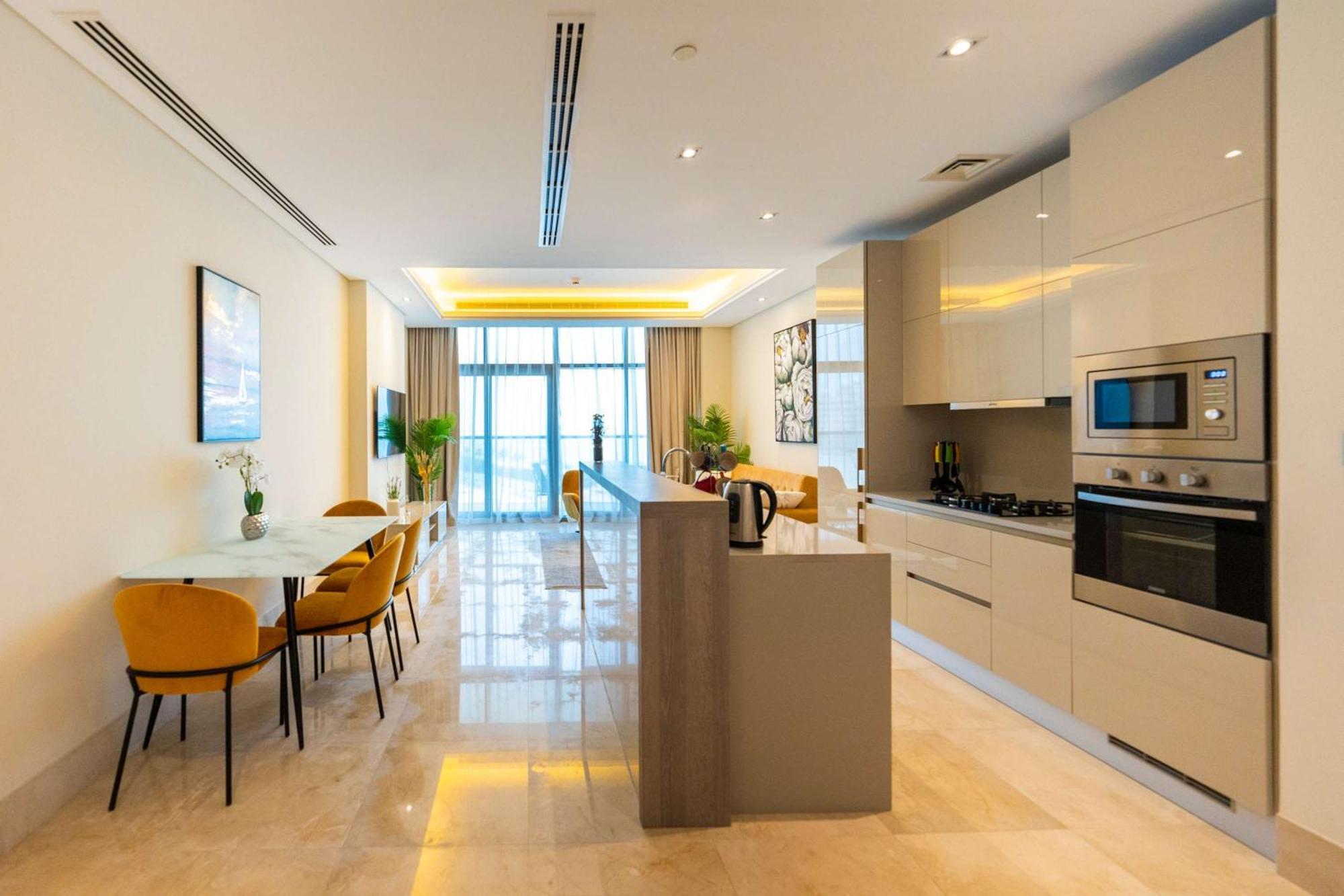 Spacious Beachfront 2 Bedroom Apartment - The 8 Dubai Exteriör bild